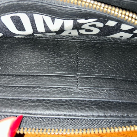 Beautiful wallet by Marc Jacobs - Picture 7 of 8
